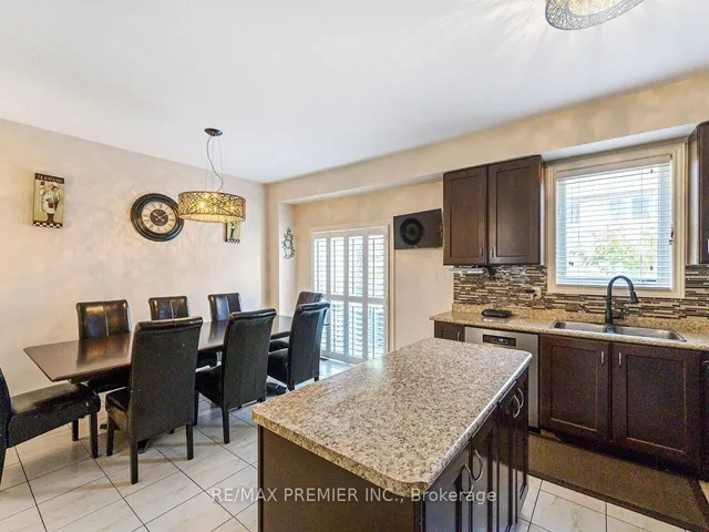 Additional image 16 of 38 Betty Nagle St