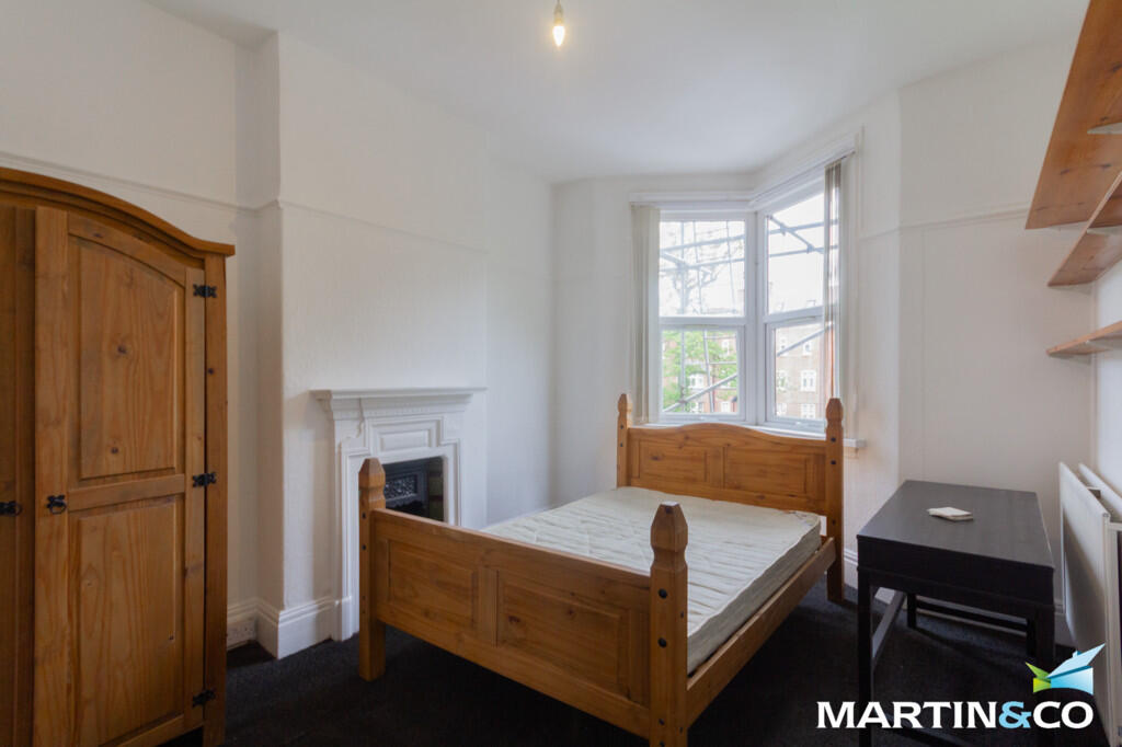 Additional image 6 of Wake Green Road, Moseley, B13