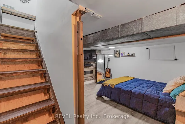 Additional image 26 of 25 Land St