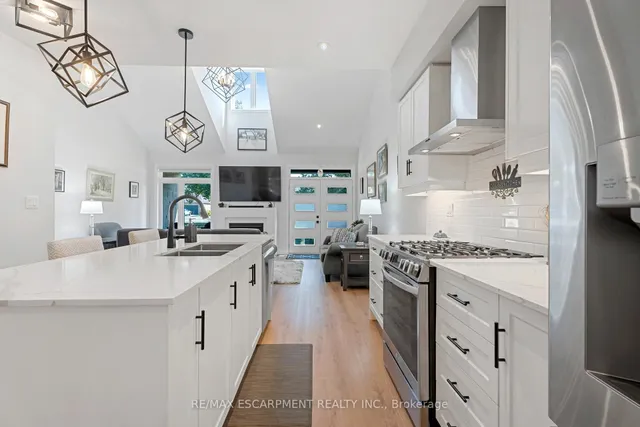 Additional image 10 of 19 Welch Lane