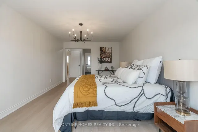 Additional image 27 of 31 Ortona Dr