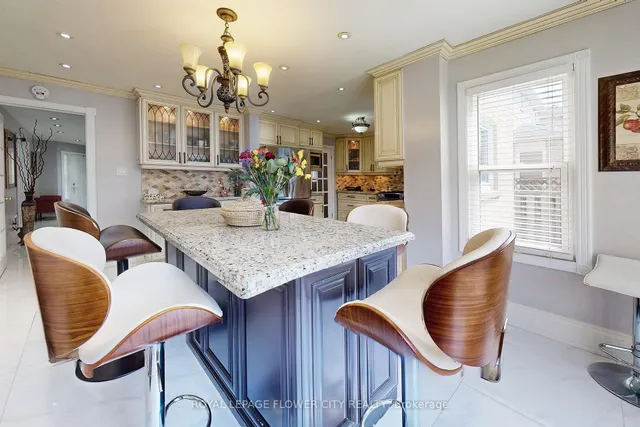 Additional image 14 of 656 Esprit Cres