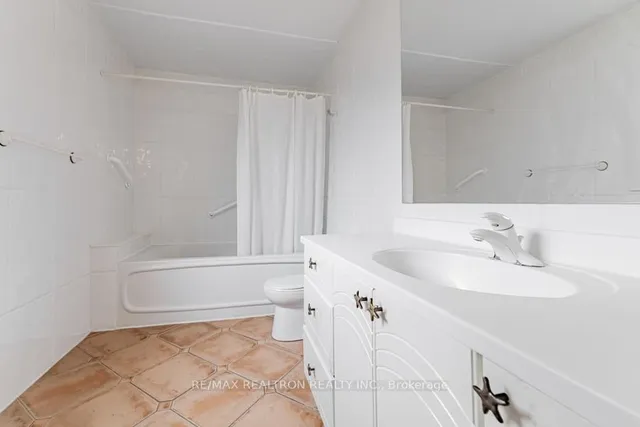 Additional image 19 of 23 Lawnview Dr