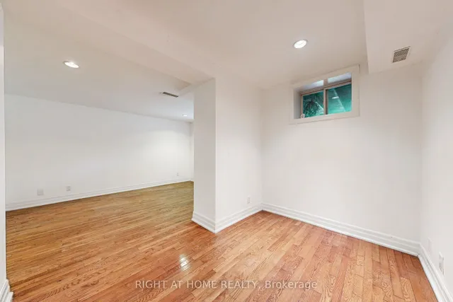 Additional image 30 of 170 Queens Ave