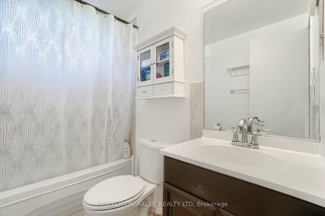 Additional image 25 of 34 Greenbush Cres