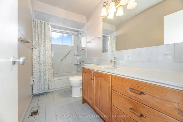 Additional image 20 of 55 Taysham Cres