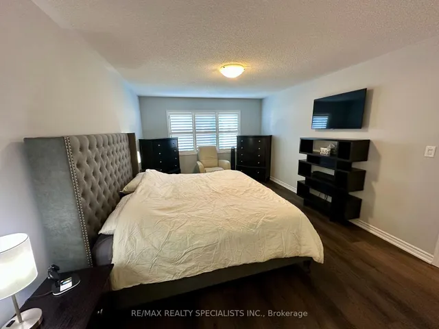 Additional image 7 of 313 Gooding Cres