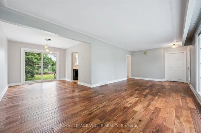 Additional image 10 of 29 Strathcona Cres