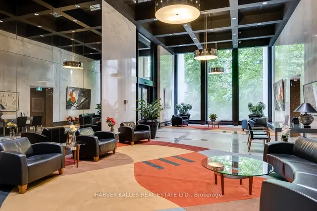 Additional image 40 of 33 Harbour Sq Unit 1605