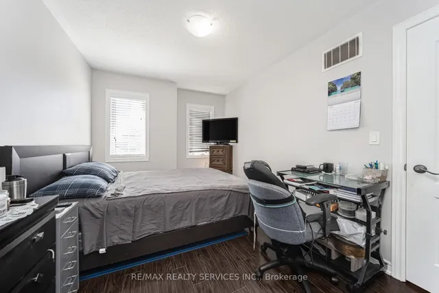 Additional image 30 of 15 Ebury Dr