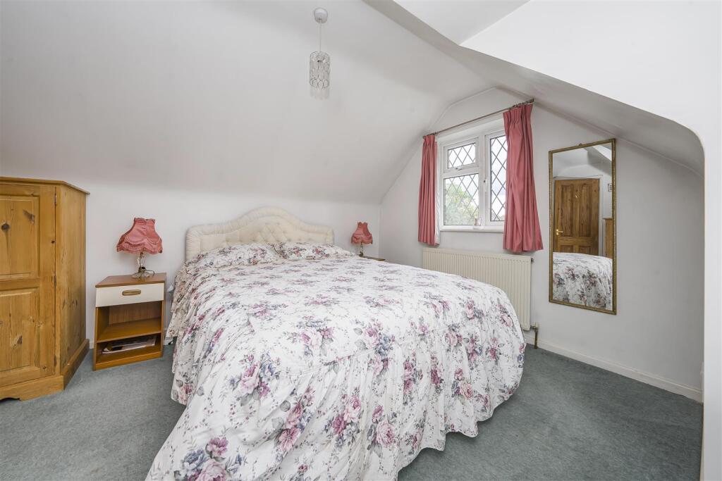 Additional image 12 of Burston Drive, Park Street, St. Albans