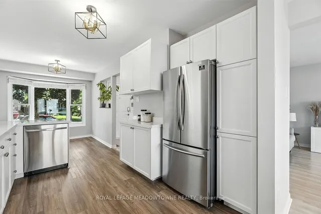 Additional image 14 of 3 Lyton Cres