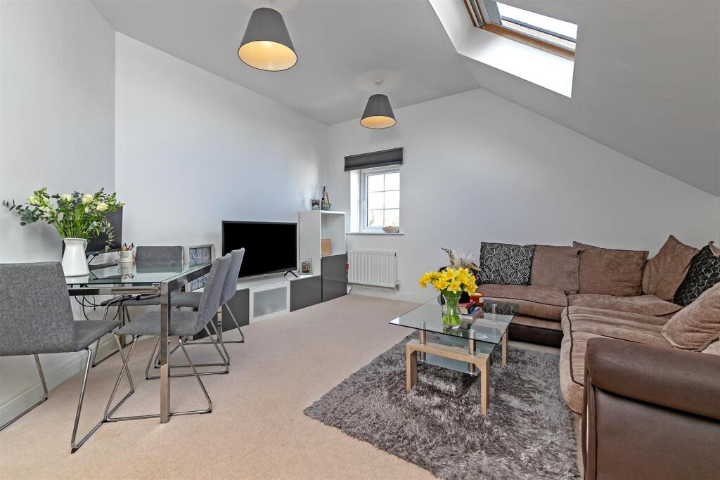 Additional image 13 of Millstone Way, Harpenden