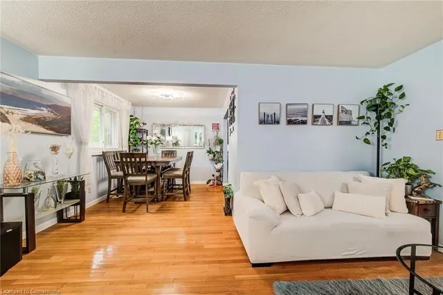 Additional image 11 of 170 Martinglen Cres