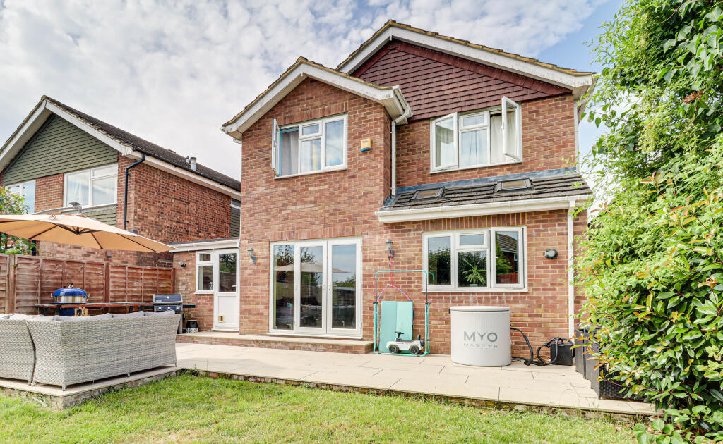 Additional image 21 of Aldwickbury Crescent, Harpenden, Harpenden, AL5