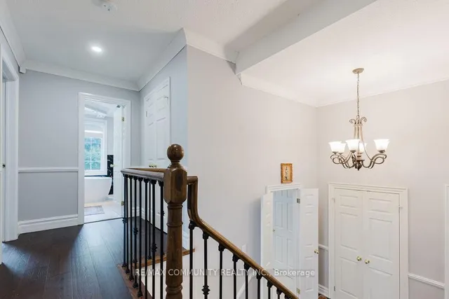 Additional image 32 of 42 Satchell Blvd