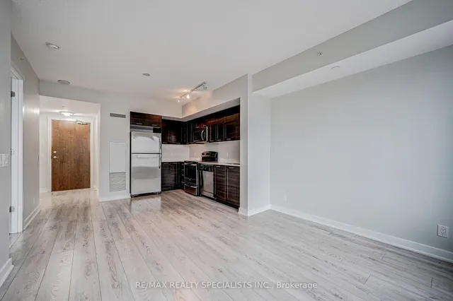 房产图片 13 - 多伦多湖滨大道2220号601单元