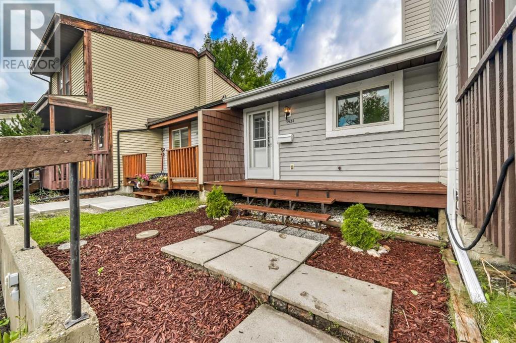 1426 Ranchlands Way NW|Calgary, Alberta T3G1R2