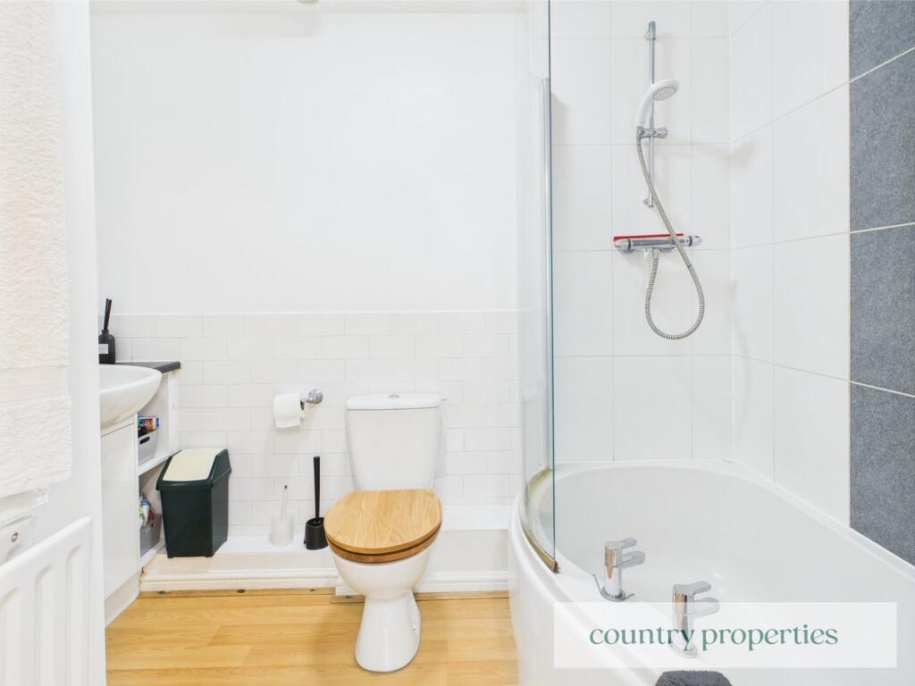 Additional image 5 of Howlands, Welwyn Garden City, AL7