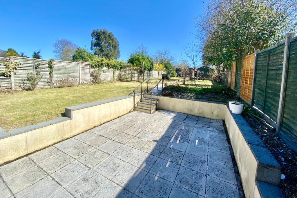 Additional image 11 of Mount Drive, Park Street, St. Albans, Hertfordshire, AL2