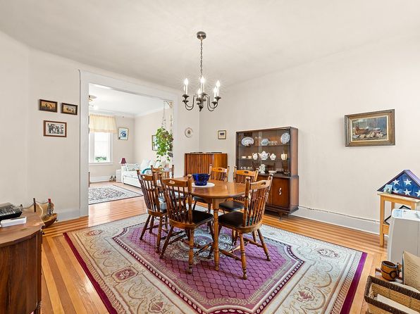3321 82nd St APT 51, Flushing, NY 11372