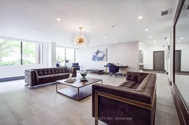 Additional image 5 of 1270 Maple Crossing Blvd Unit 306