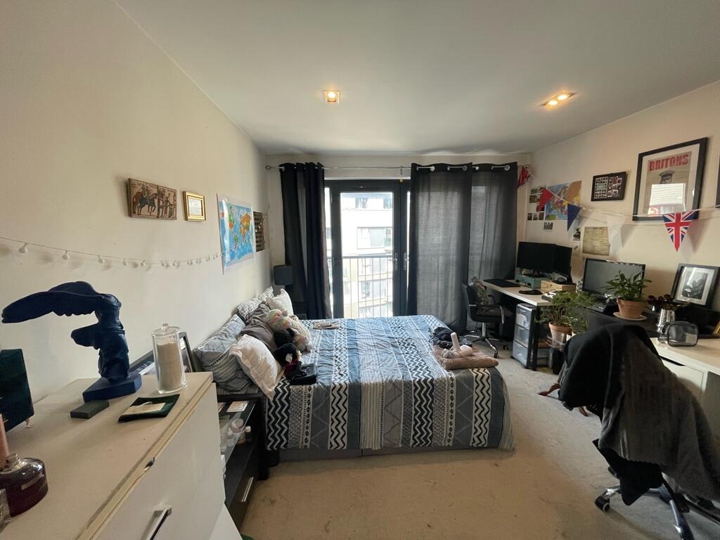 Additional image 4 of Available Now, HUB 2 BED DUPLEX APARTMENT WITH PARKING