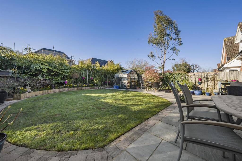 Additional image 16 of Bucknalls Drive, Bricket Wood, St. Albans