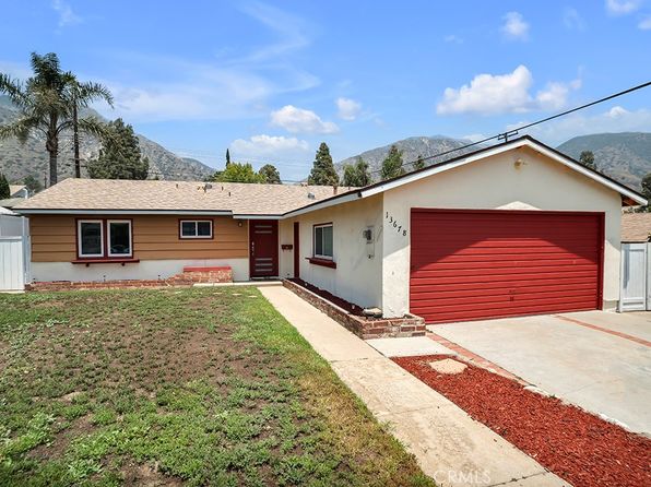 13678 Marchant Ave, Sylmar, CA 91342