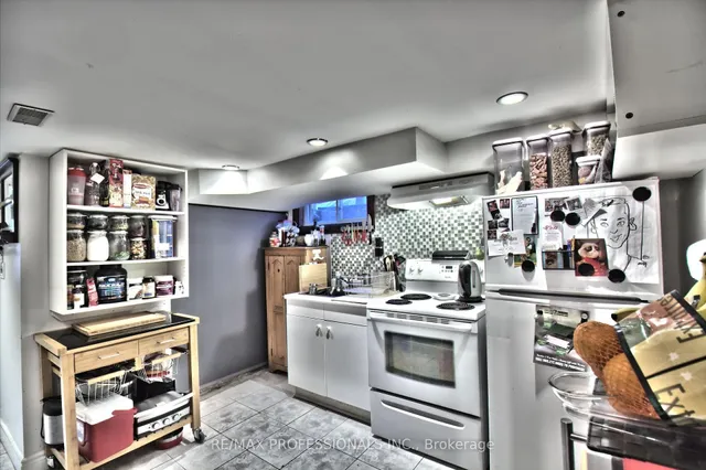 Additional image 21 of 26 Norval St