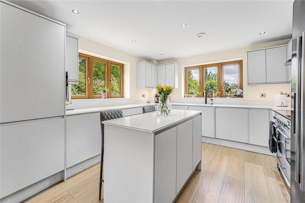 Additional image 4 of Kentish Lane, Brookmans Park, Herts, AL9