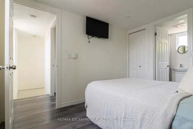 Additional image 21 of 99 Cathcart St