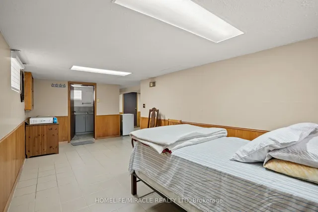 Additional image 25 of 683 Old Weston Rd