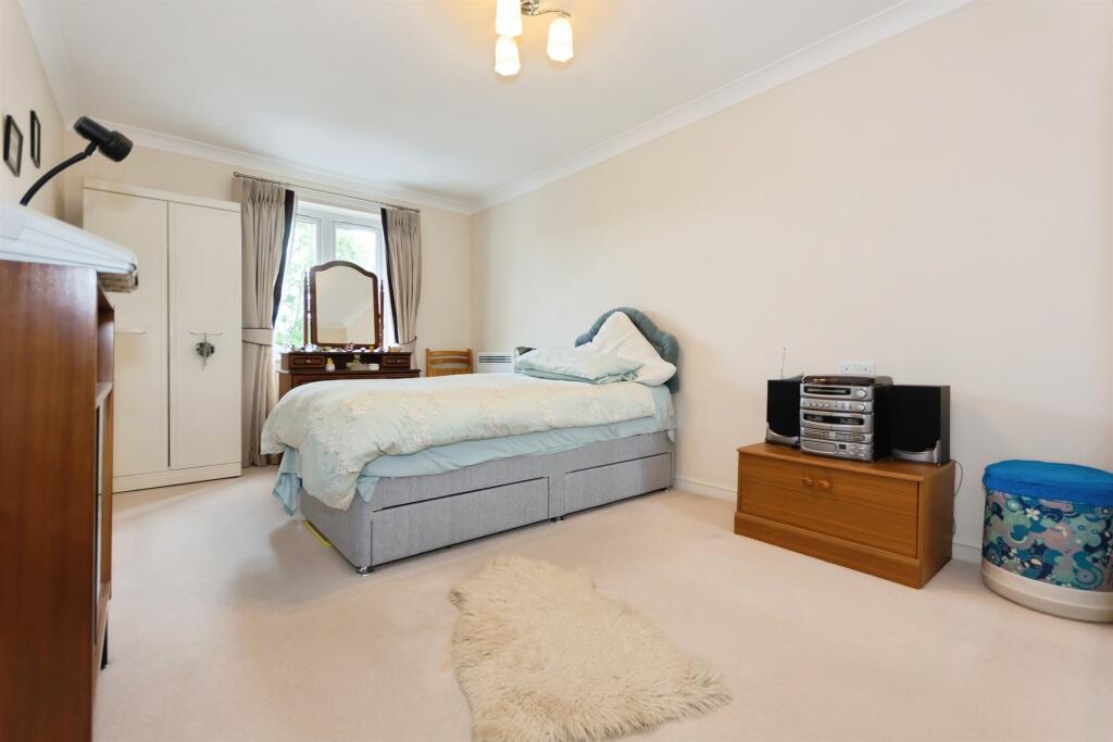 Additional image 11 of Stratford Road, Hall Green, BIRMINGHAM