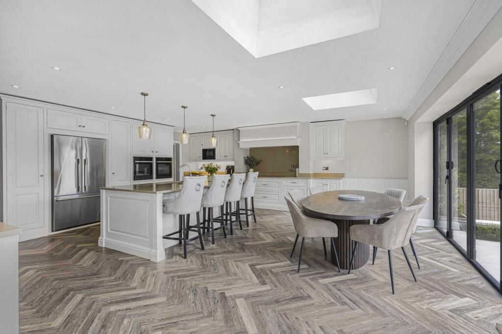 Additional image 6 of The Grove, Brookmans Park , Herts