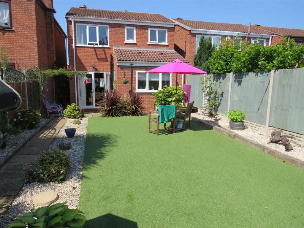 Additional image 4 of Burrow Hill Close, Castle Bromwich
