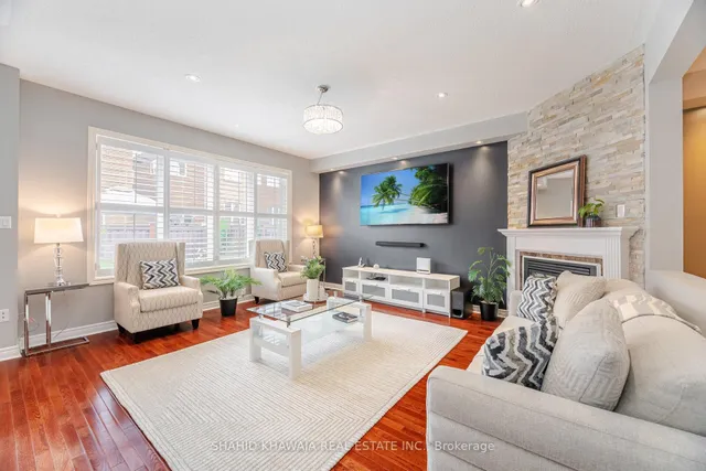 Additional image 11 of 355 Bessborough Dr