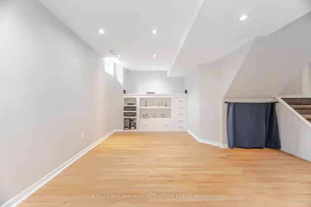 Additional image 43 of 5210 Nova Cres