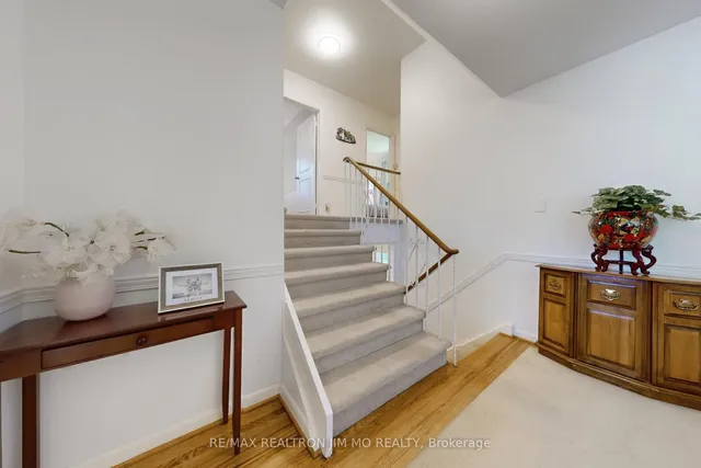 Additional image 13 of 1 Amberdale Dr