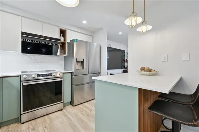 Additional image 11 of 64 Foxglove Cres