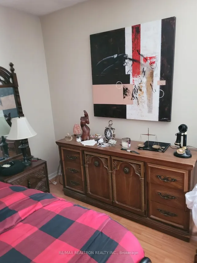 Additional image 12 of 7707 Darcel Ave Unit 26