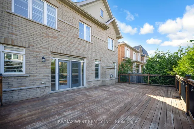 房产图片 49 - 198 Jessie Caverhill Pass