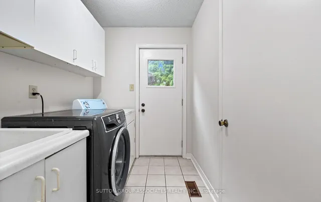 Additional image 31 of 1252 Greenwood Cres