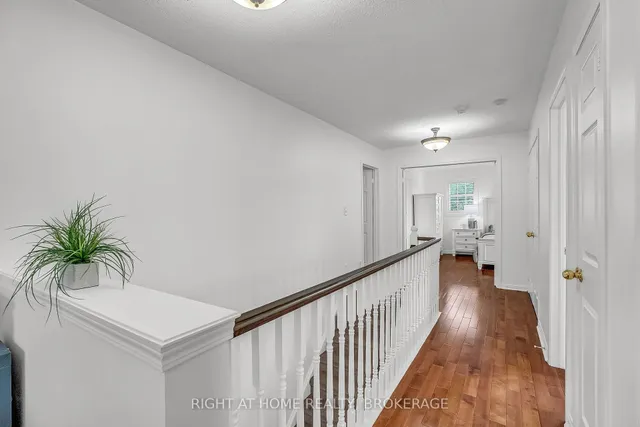 Additional image 22 of 928 Lancaster Blvd