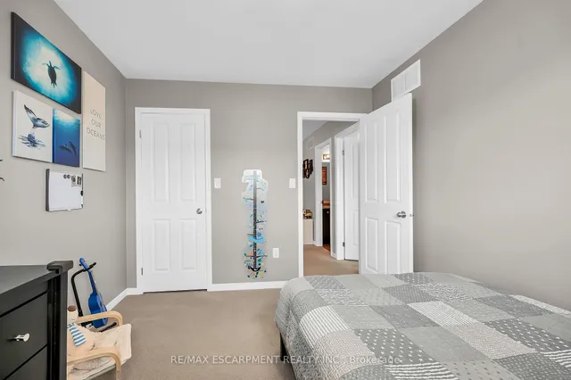 Additional image 32 of 121 Bankfield Cres