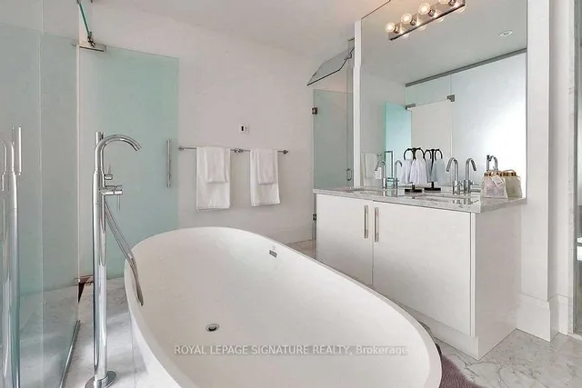 Additional image 14 of 29 Queens Quay Unit 707