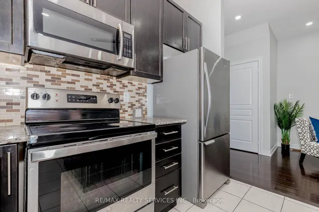 Additional image 23 of 17 Primo Rd