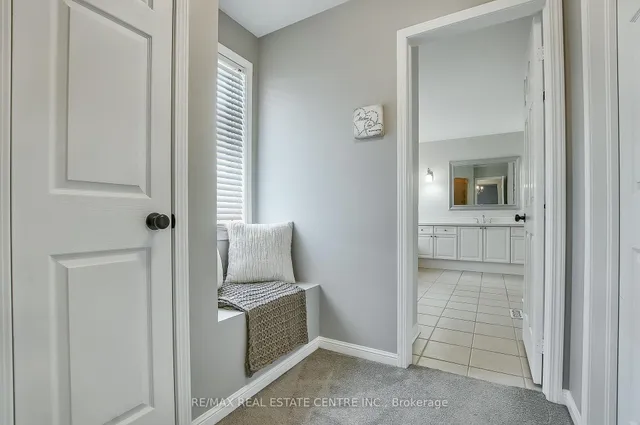 Additional image 32 of 969 Lancaster Blvd