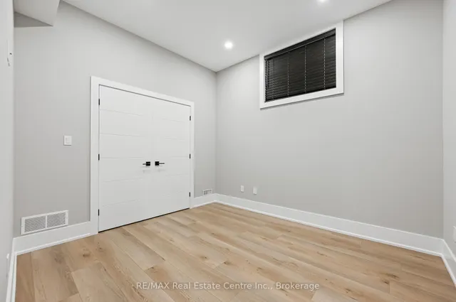 Additional image 35 of 276 Mausser Ave