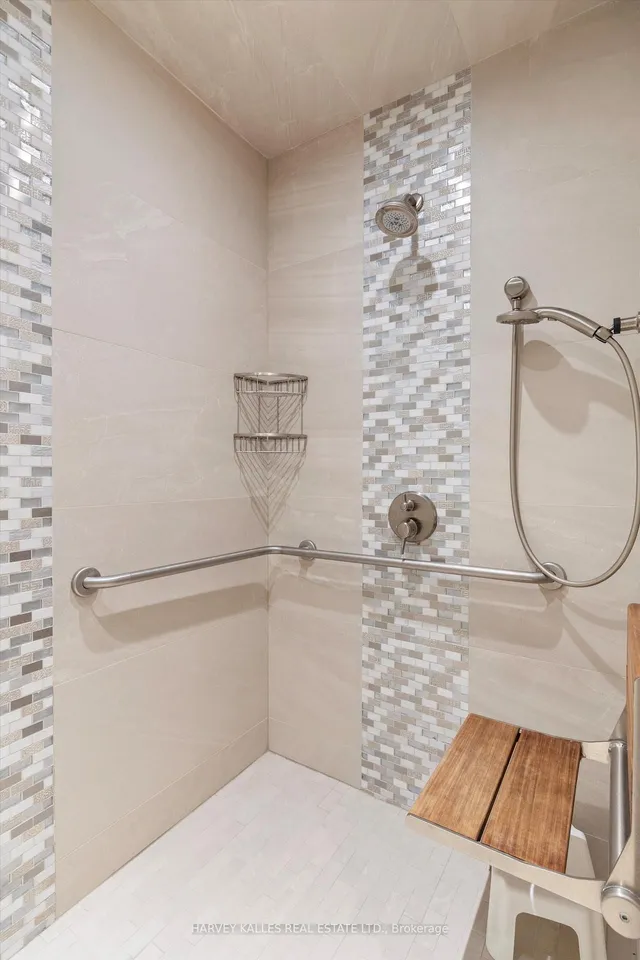 Additional image 24 of 662 Sheppard Ave Unit UPH4